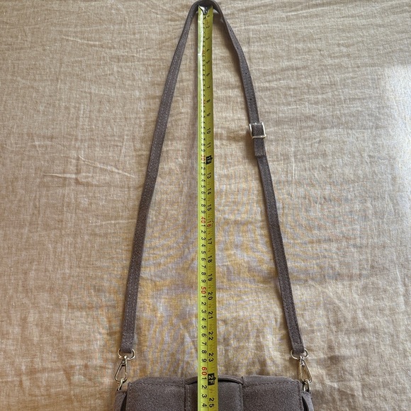 Viola Castellani Made in Italy woven leather cassette crossbody - Picture 3 of 17